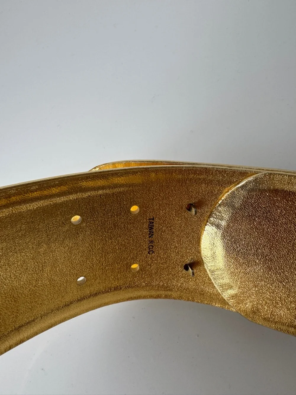 Vtg Calderon Leather Metallic Gold Waist Belt with Silver and Bronze Accent